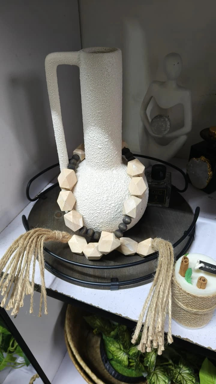 Wooden Bead Tassel Decor – Neutral Boho Table Styling