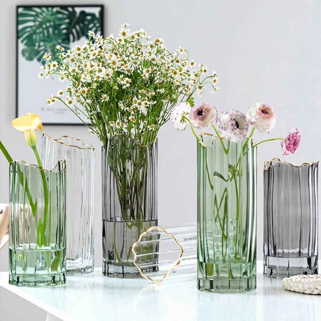 Elegant Ribbed Glass Vase with Gold Rim – Modern Decorative Flower Vase