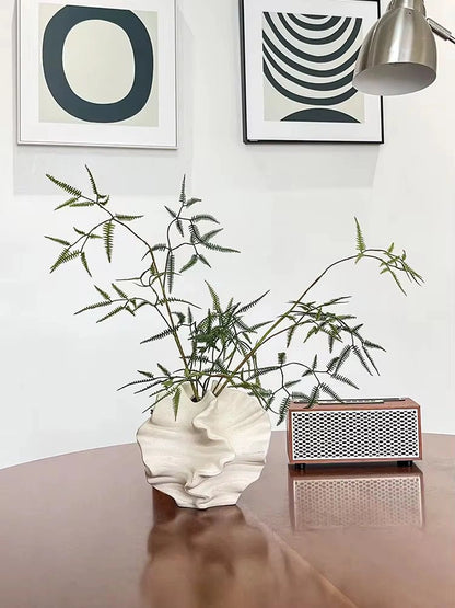 Abstract Face Ceramic Vase – Modern Artistic Home Decor