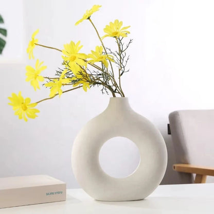 Modern Donut Hollow Ceramic Vase – Minimalist Sculptural Flower Vase