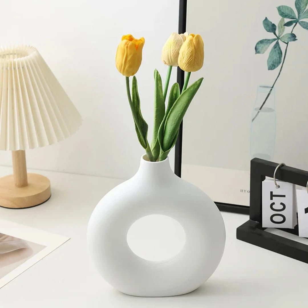 Modern Donut Hollow Ceramic Vase – Minimalist Sculptural Flower Vase
