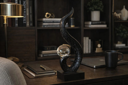 Modern Abstract Crystal Sculpture – Luxury Tabletop Decor