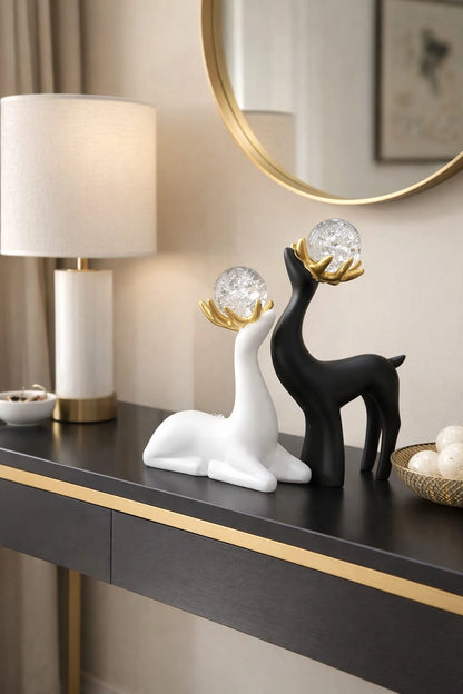 Nordic Deer Crystal Ornament Set – Luxury Tabletop Decor