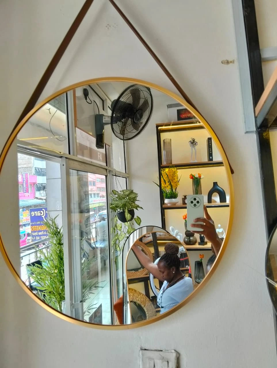 Modern Round Hanging Wall Mirror – Stylish Home Decor Accent