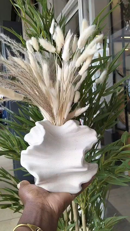 Abstract Face Ceramic Vase – Modern Artistic Home Decor