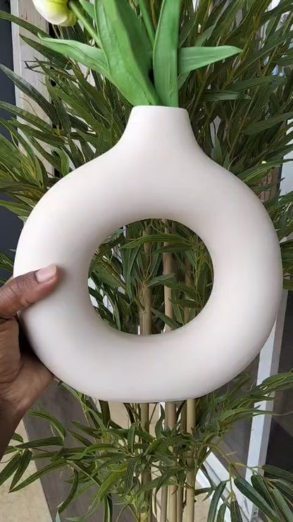 Modern Donut Hollow Ceramic Vase – Minimalist Sculptural Flower Vase